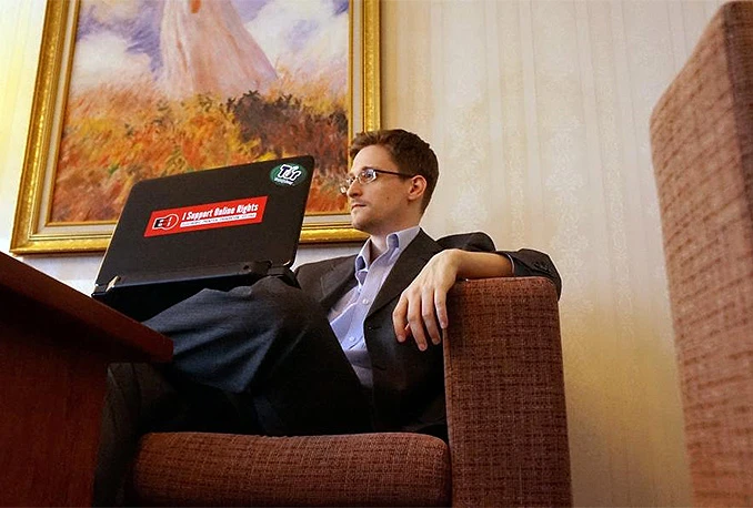 Snowden otvorio profil na Twitteru: Možete li me čuti sada?