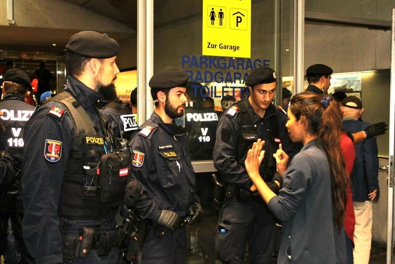 Njemačka: Oko 30 posto izbjeglica lažira sirijsko porijeklo