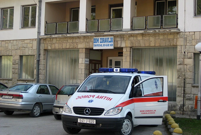 Maloljetni vozač zadobio lakše ozljede