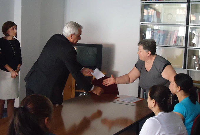 Gradonačelnik podijelio robne bonove socijalno ugroženim obiteljima