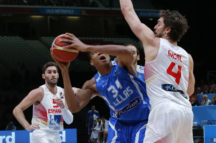 Španjolcima triler protiv Grčke za deveto uzastopno polufinale