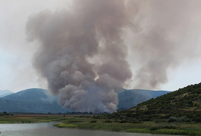 Veliki požar u Hutovu Blatu