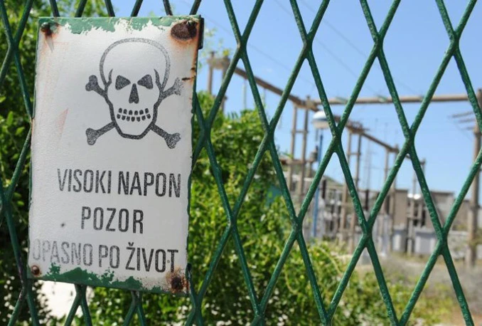 Radnik Željeznica preminuo od strujnog udara