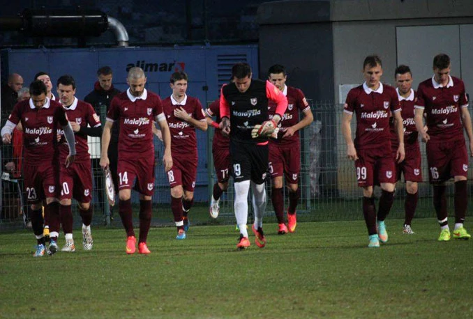 Sarajevo napokon slavilo, Mladost šokirala Željezničar