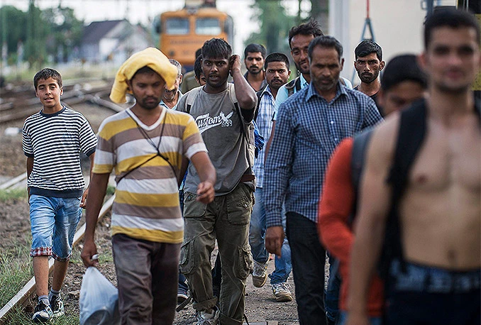 Jedan val migranata će krenuti prema BiH, drugi prema Rumunjskoj