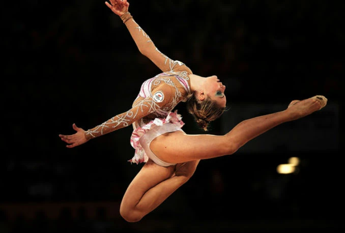 Rusija za uključivanje muškaraca u ritmičku gimnastiku