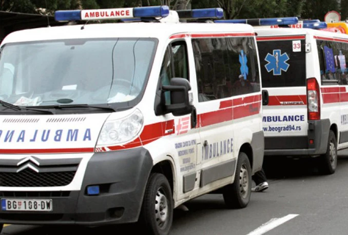 U središtu Beograda izbodena četiri mladića: Privedeni 17-godišnjaci