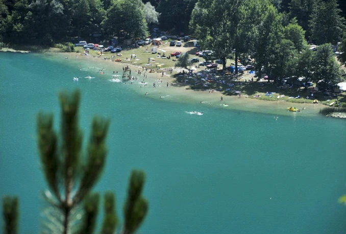 Na Boračkom jezeru se utopio 24-godišnjak