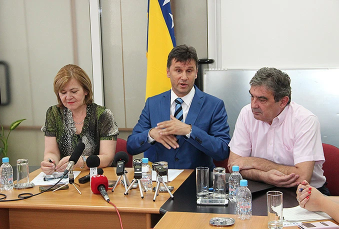 Stat će se ukraj razlikama u plaćama?