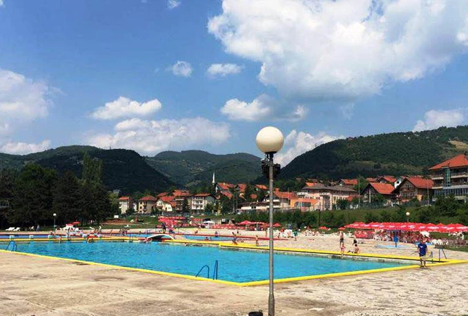 Tragedija na bazenu: Utopila se tijekom noćnog kupanja