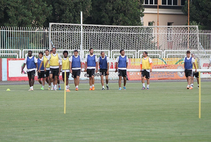 Armenci trenirali pod Bijelim brijegom; Trener: Napravili smo samo dio posla