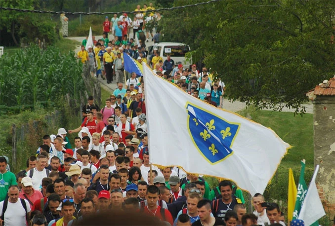 Marš mira bit će presječen ako u njemu bude zastava Armije i slika Nasera Orića