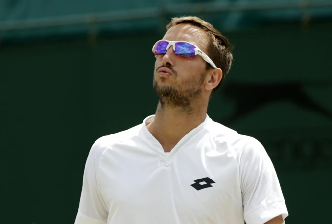 Troicki sucu: "Mrš, đubre jedno!"