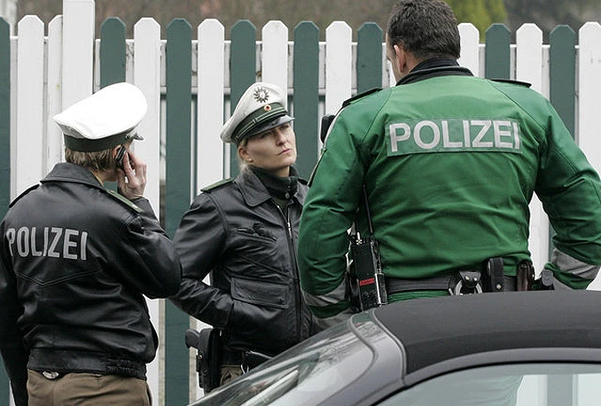 Policajci stare uniforme pretvorili u moderne torbe
