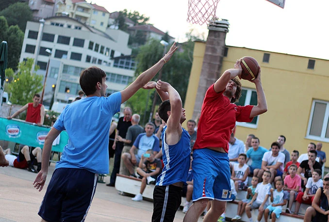 U nedjelju veliko finale Streetball turnira u Širokom Brijegu