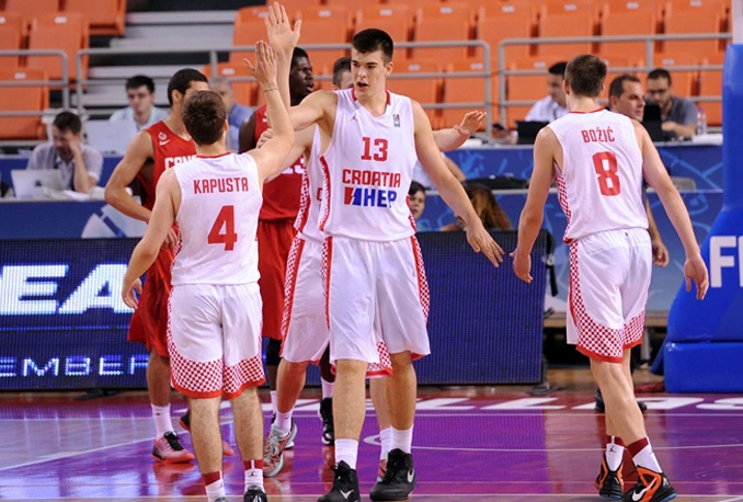Hercegovci opet silni: Arapović i Zubac odveli Hrvatsku u finale!