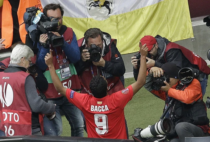 Milan kupio Carlosa Baccu