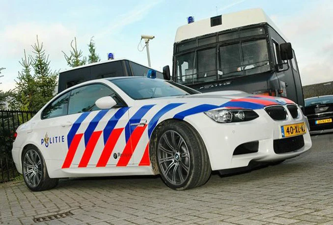 Policija odustala od blokade Tour de Francea