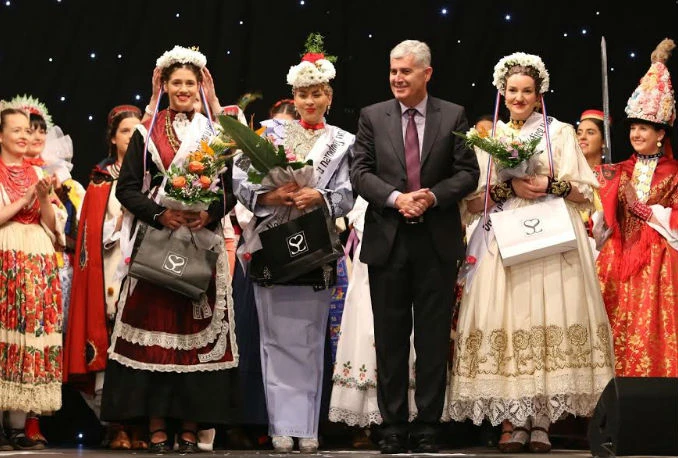 Izabrana najljepša Hrvatica u narodnoj nošnji izvan Hrvatske