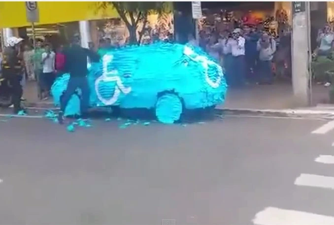 Parkirao na mjesto za invalide, pa mu se građani osvetili