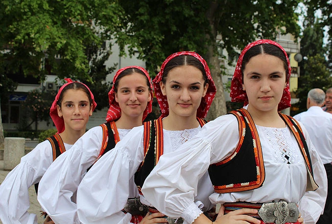 Smotra folklora ''Lijera diple nadigrala'' oduševila Čapljince i goste
