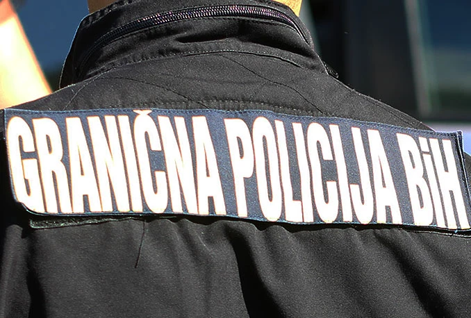 Granična policija privela tri osobe