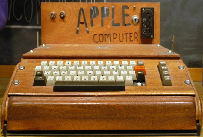 Pronašla Apple i računalo vrijedno 200.000$ i odnijela ga na reciklažu!