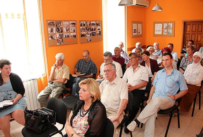 Tko će se vratiti u razrušeni Mostar? 
