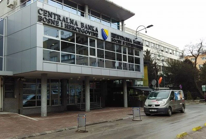 Izvlačenje novca iz trezora: Osumnjičeni kaže da nije kriv
