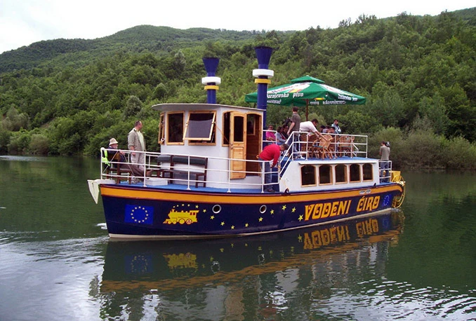 Vodeni Ćiro otvorio plovnu sezonu prevozeći talijanske turiste