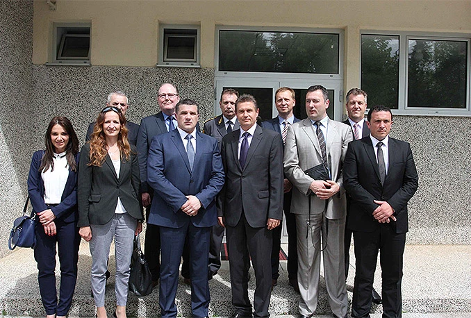 Uručena donacija za uređenje modernog policijskog kontrolnog centra