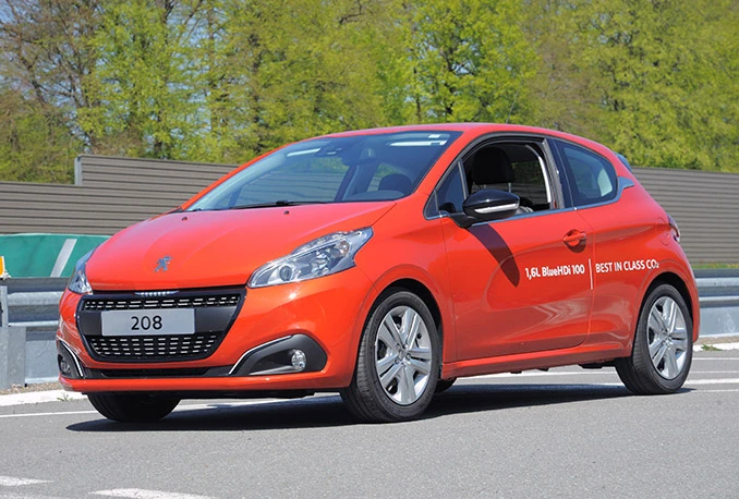 Peugeot 208 BlueHDi ostvario apsolutni rekord potrošnje goriva