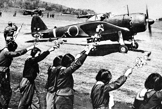 Tisuću Japanaca molilo za kamikaze
