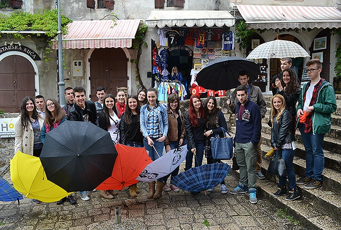 Srednjoškolci Nevesinja i Mostara: Prava strana je ona koju sam biraš
