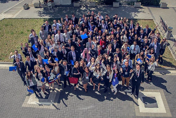 Mostar: 120 studenata iz Europe raspravljalo o svjetskim problemima