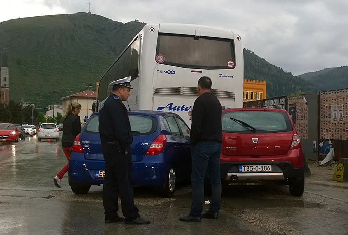Mostar: Lakša prometna nesreća u ulici Dr. Ante Starčevića