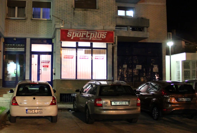 Mostar: Krađa u tržnom centru i kladionici; Na Svitavi presretnut i razbijen automobil