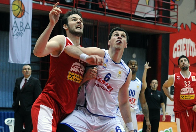 Cedevita preživjela eliminaciju, Zvezda opet vodi