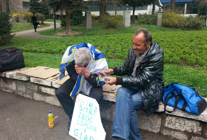 Nakon oca, prijeti sin: Spalit ću se, ako ne dobijem posao