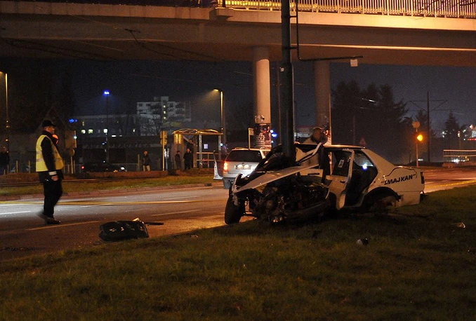Sarajevo: Savio automobil oko bandere, poginuo 29-godišnjak