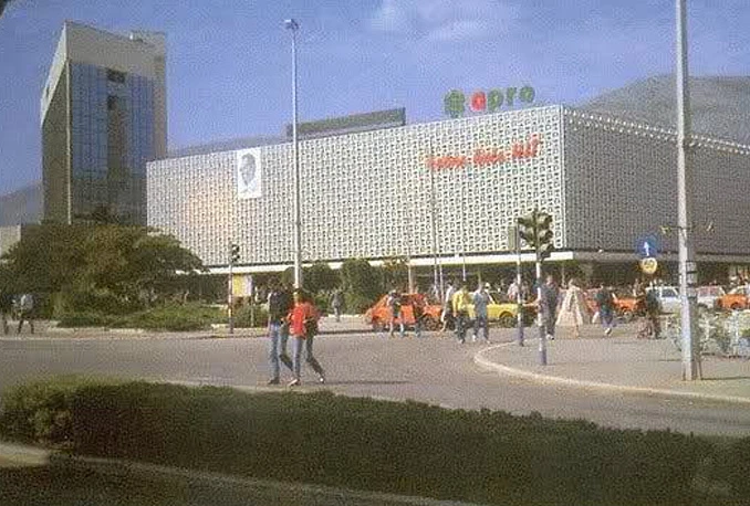 82 posto ispitanika smatra da se u SFRJ bolje živjelo!