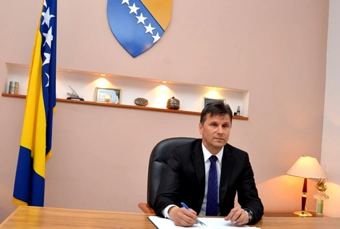 Nikšić predao Federaciju Novaliću