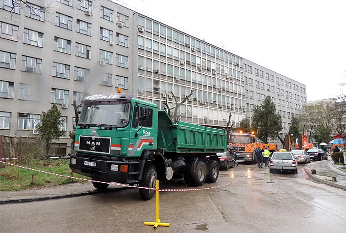 Do ljeta 150 novih parking mjesta