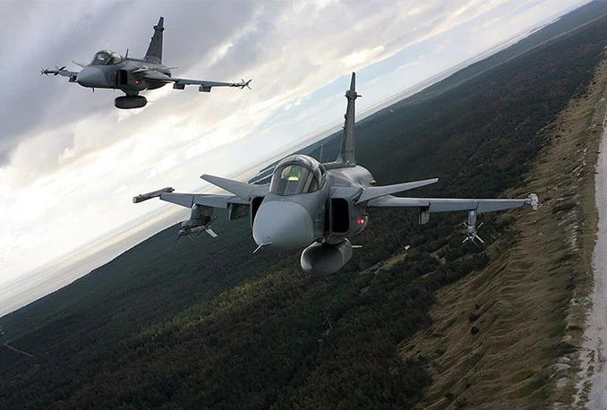 Ruski bombarderi opet uznemiravali švedske lovce presretače!