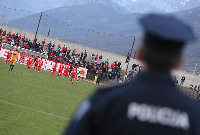 Zrinjski i Velež "udareni" po džepu zbog navijača