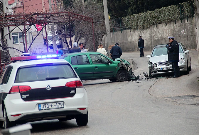 Težak sudar na izlazu iz Mostara