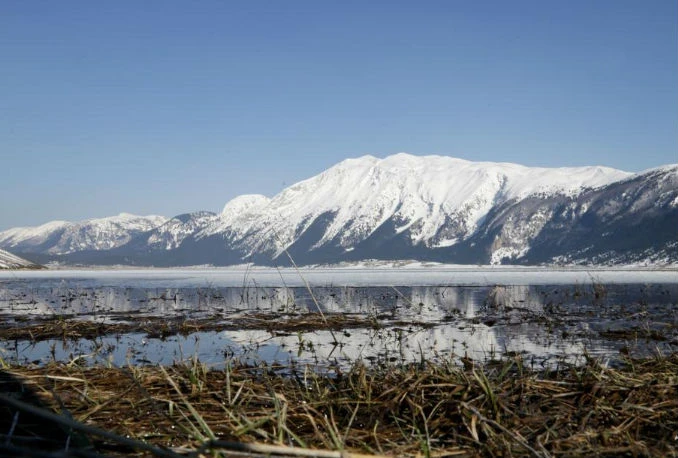 Blidinjsko jezero i dalje okovano ledom