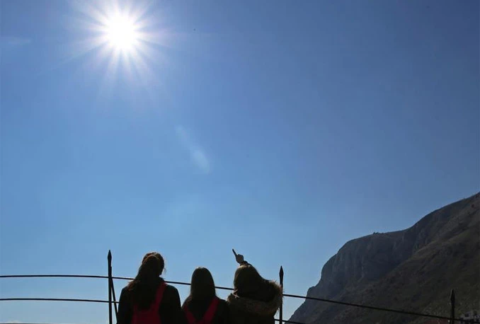 Pogled u sunce sa Starog mosta