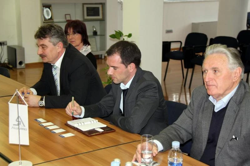 Mađarski veleposlanik u BiH posjetio Aluminij