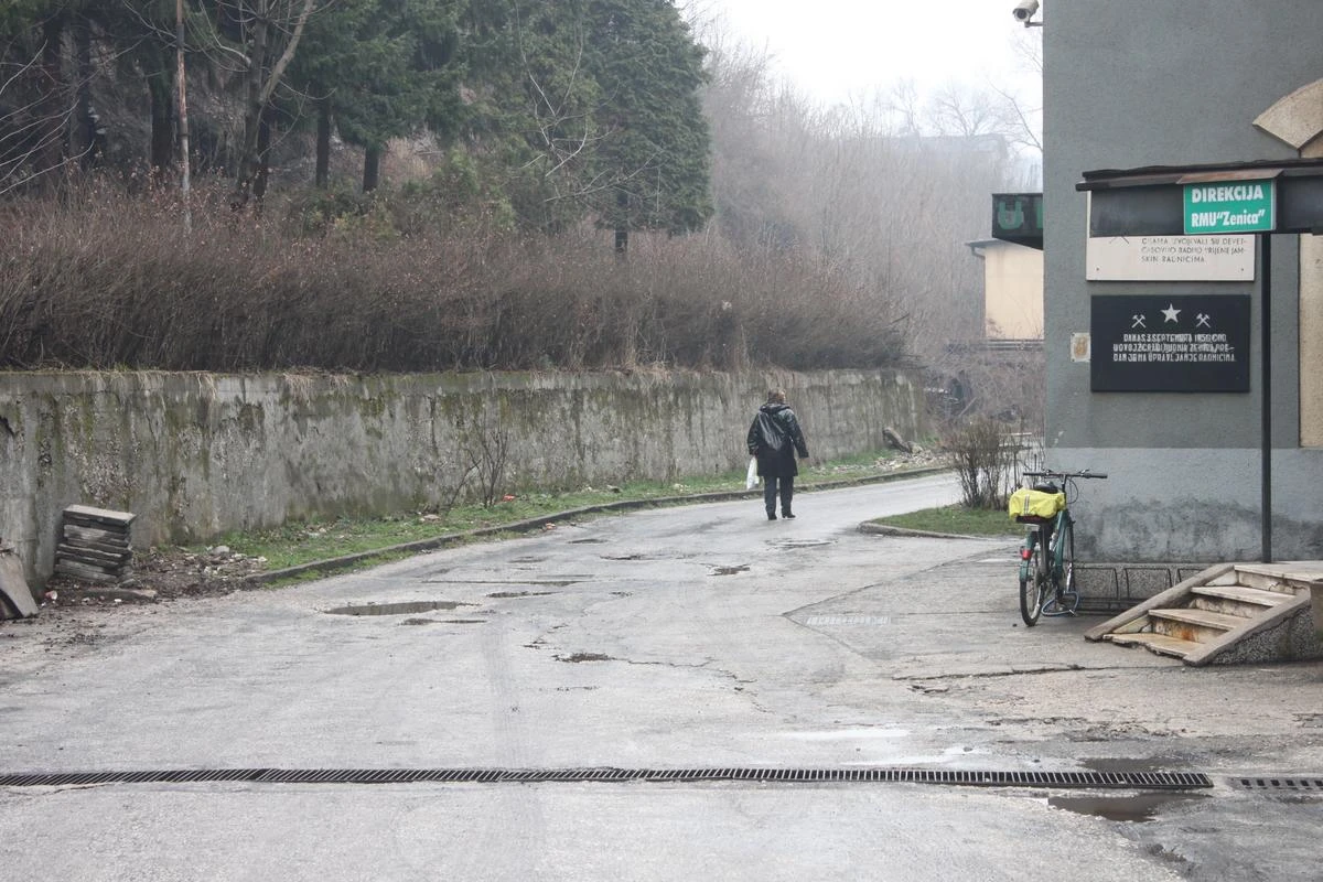 Postignut dogovor, rudari izašli iz jame